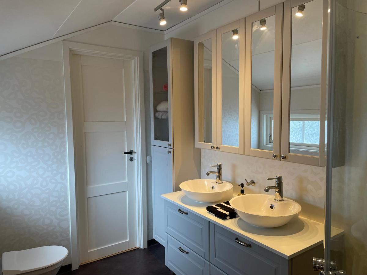 Apartment Uddevalla Bohuslaen Bubbelbad Kültér fotó