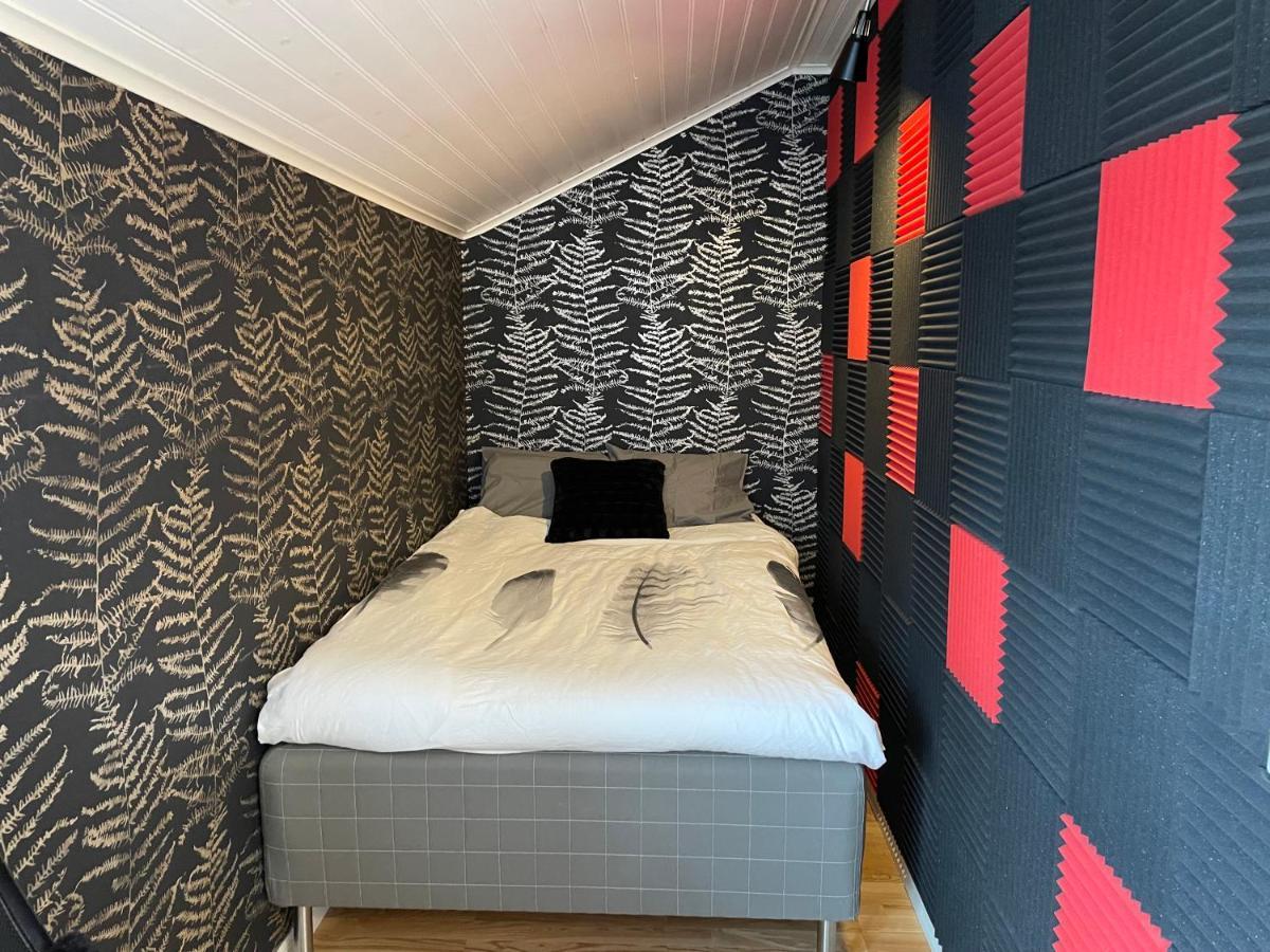Apartment Uddevalla Bohuslaen Bubbelbad Kültér fotó